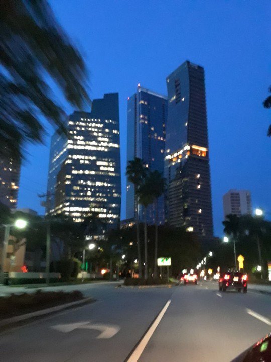POSINMIAMI's tweet photo. https://t.co/uoVY4VHaWC