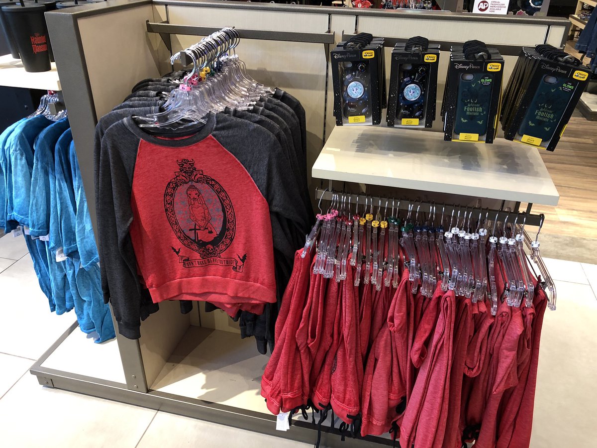 カリフォルニアディズニーランドのホーンテッドマンション関連グッズを