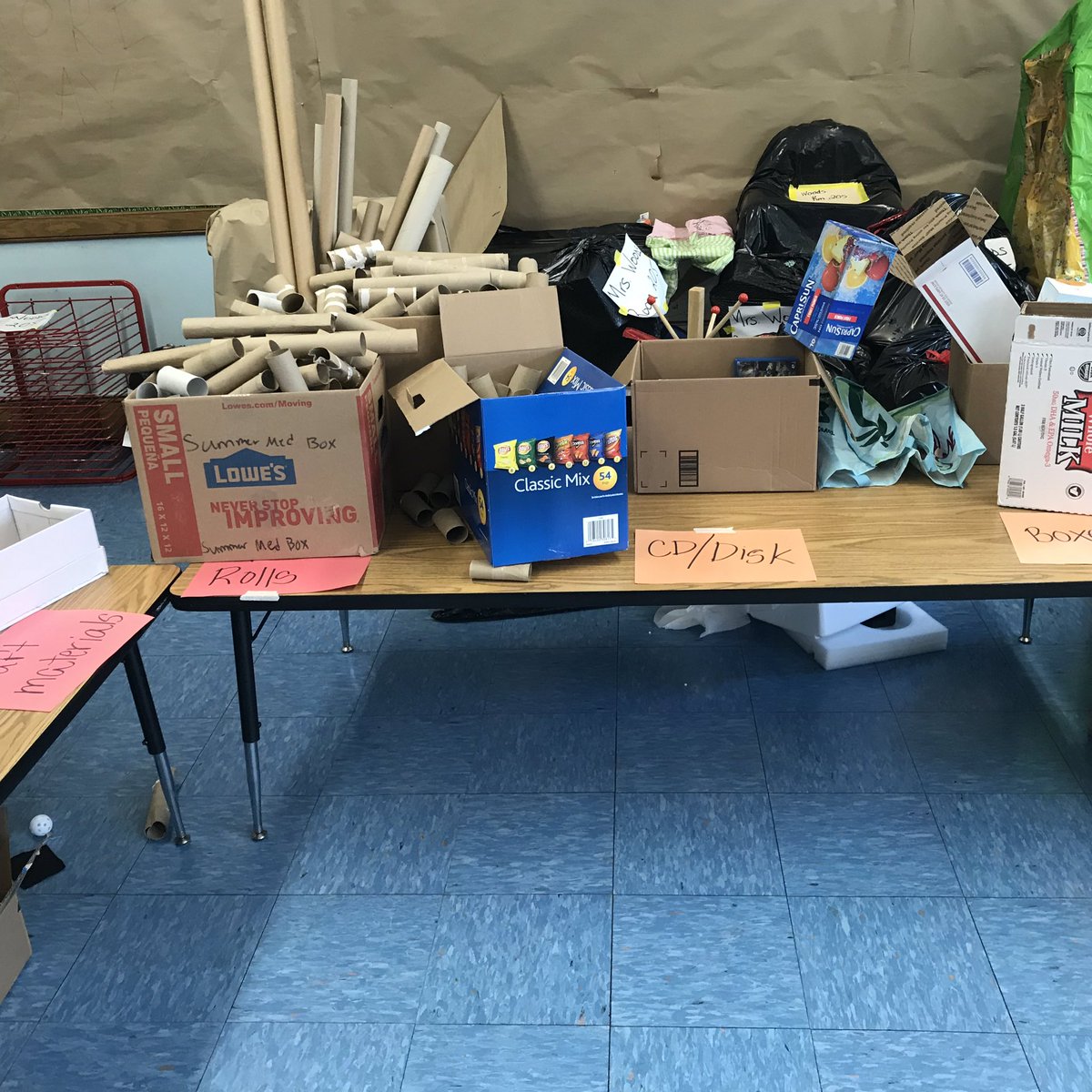 OSDINVENT's tweet photo. Inventors Supply Room! Can’t wait to see all of our inventions!@CampInvention  @OSchoolsPR https://t.co/DbnYJ5pJbD