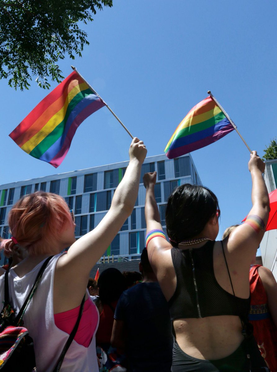 YahooNews's tweet image. Starting next year, Illinois public schools will be required by law to include LGBTQ history in their curriculums yhoo.it/2H0JVXl