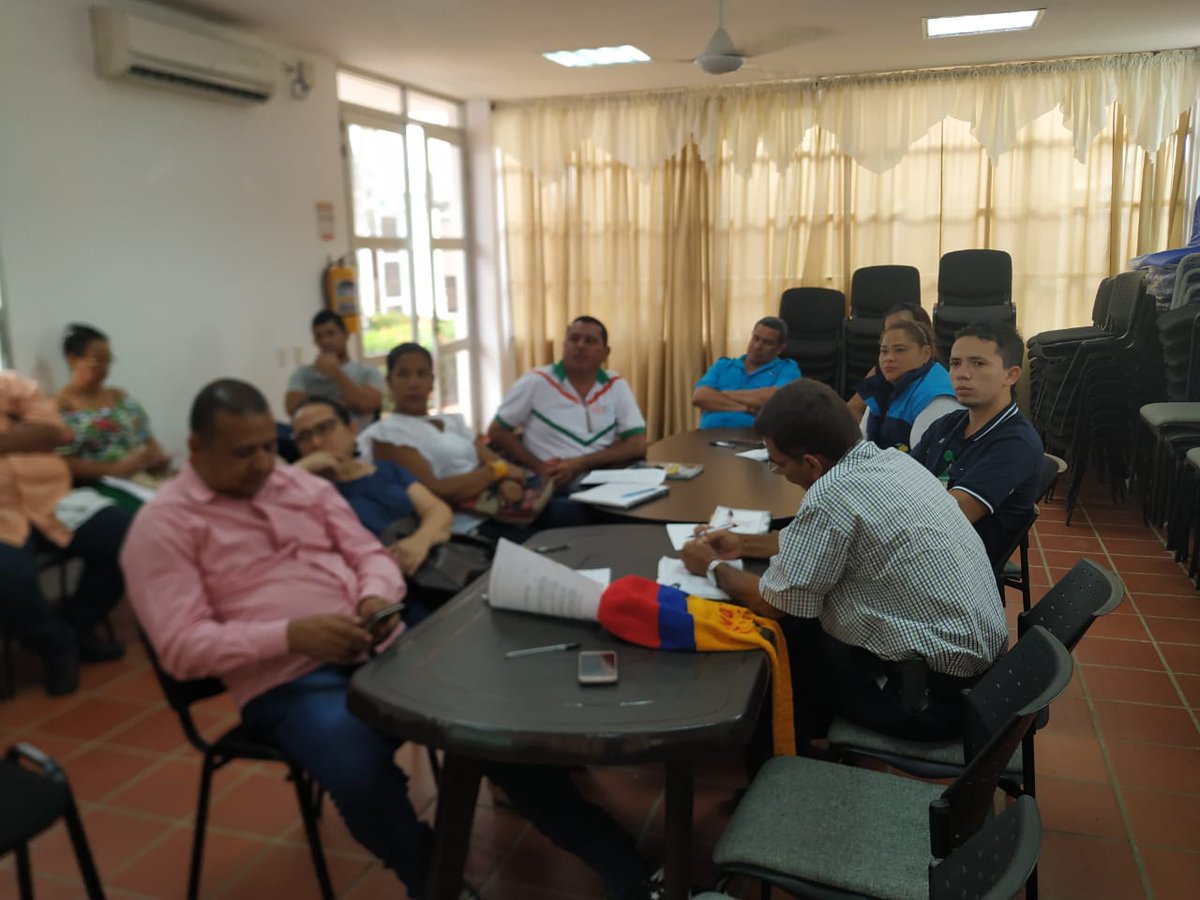 Corantioquia's tweet photo. Los actores #CIDEAM de la territorial Panzenú realizaron su segundo encuentro en el municipio de Caucasia. 

En esta ocasión, reflexionaron sobre la conceptualización de la educación ambiental para territorios sostenibles. https://t.co/MbD8DBy07l