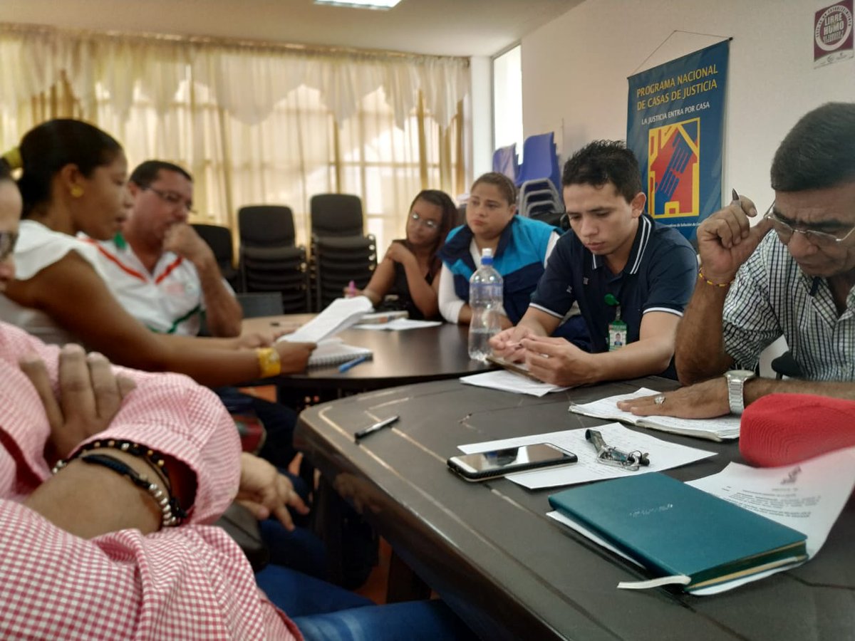 Corantioquia's tweet photo. Los actores #CIDEAM de la territorial Panzenú realizaron su segundo encuentro en el municipio de Caucasia. 

En esta ocasión, reflexionaron sobre la conceptualización de la educación ambiental para territorios sostenibles. https://t.co/MbD8DBy07l