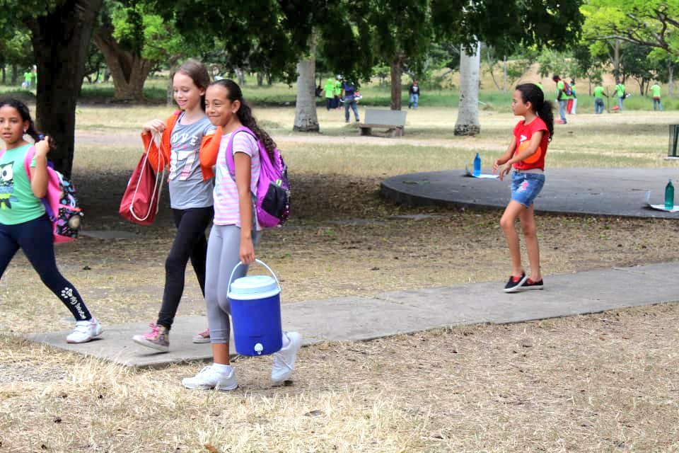 LuisJonasReyes's tweet photo. El parque del este será un espacio para el esparcimiento de todo el pueblo de #Iribarren.

¡Seguimos trabajando para transformar nuestro municipio!

#SerGuaroMeEncanta https://t.co/rK7SGtgPAA