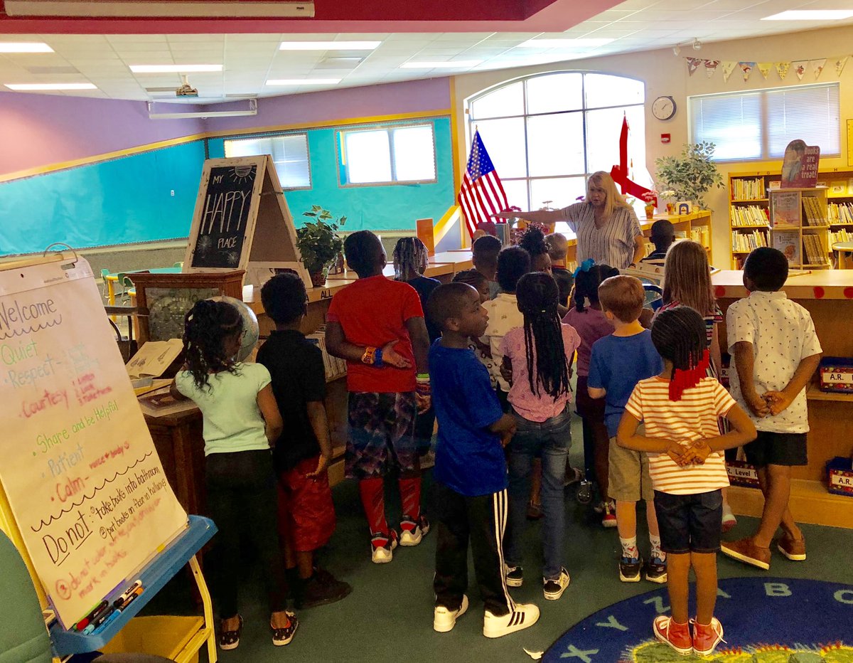 alnickrose's tweet photo. Specials got into full swing today! @TaylorvillePri1 students love our Music, Art, Computer, PE classes (which have run everyday) &amp; our wonderful librarian (and library collection)! We are truly #TPSBlessed ! #TaylorvilleGrown #TCSSLearnGrowAchieve https://t.co/MEUDCYNPeh