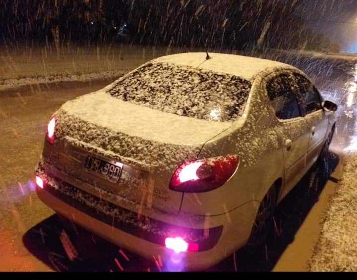 miradorvirtual's tweet photo. #Ahora: la nieve llegó a La Dulce, partido de Necochea. Fotos Lucrecia Rivero en facebook. Nevará en Mar del Plata? https://t.co/tkQuf33Q1i