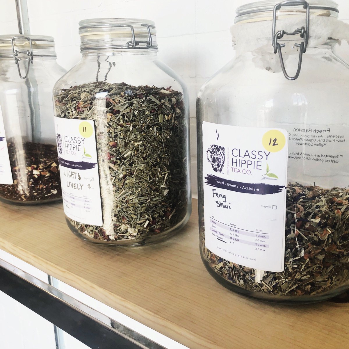 Did you know @ClassyHippieTea carries 70+ blends? Check out the new upgraded space (with some help from Capsity). New indoor/outdoor seating and a variety of wellness classes! 
Tell them Capsity sent you for a Promotional Membership discount of just $10/mth for your 1st 3 months!