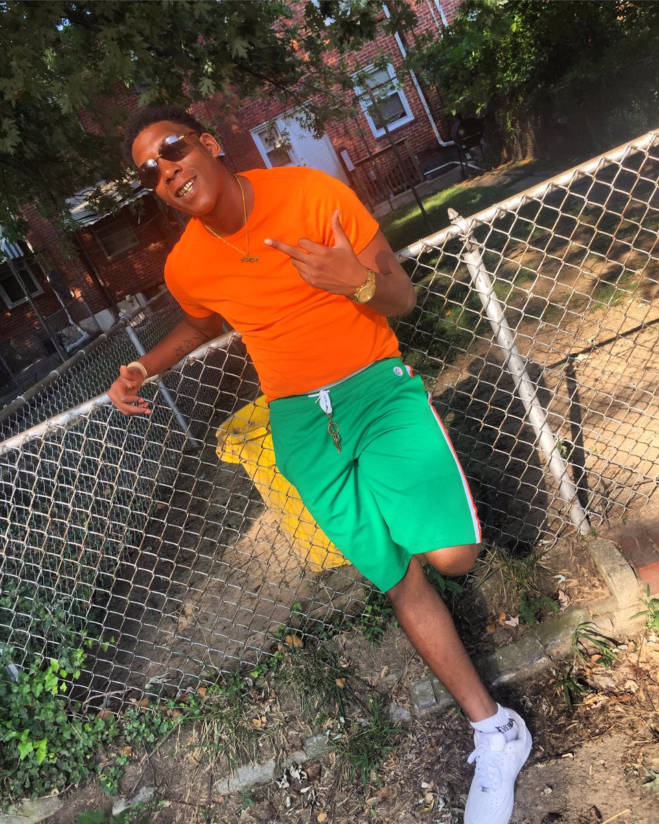 MoneyGangSoicyy's tweet photo. I Know I Gotta Stay Committed It’s Gon Take Me Farther 🚫🧢💪🏾💪🏾💯💯💯💯💯✨✨✨✨✨✨ #TrapStarr🤩💫 #TheIcyyyestWay🎭🎭 #MoneyGangShit🎭🎭 https://t.co/dIjlS2fzZ3