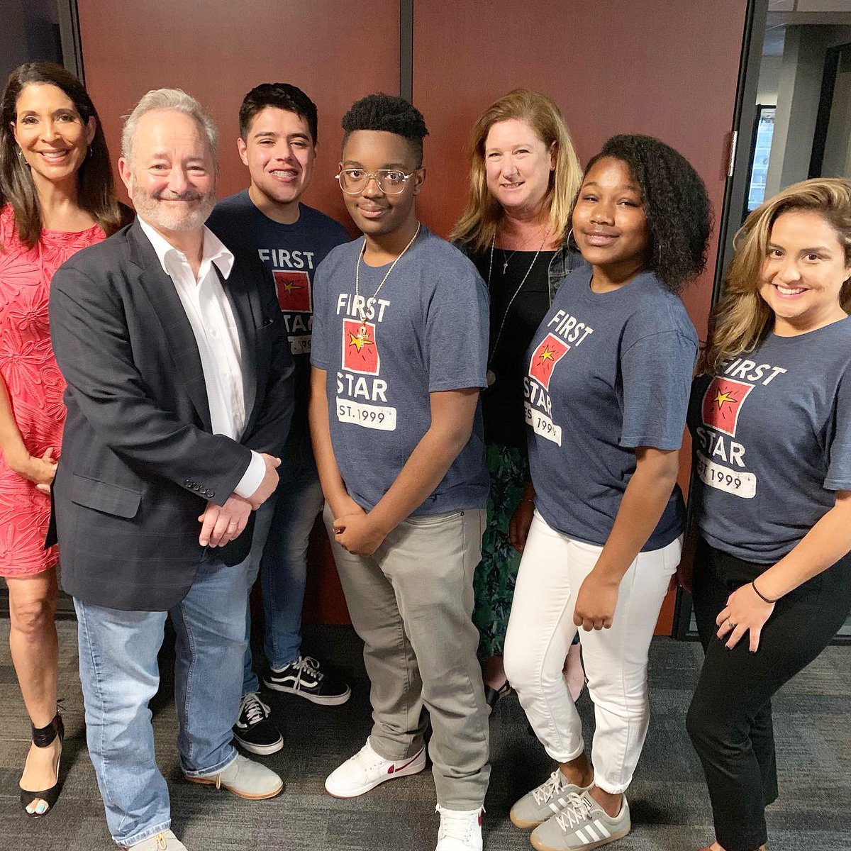 DevineNews's tweet photo. PODCAST UP NOW: @OlympicAndBundy w/ #FirstStar opening the door to #college for kids in #fostercare and changing the odds!  Loving having a #podcast to share uplifting people in OUR community!  🎓🏆🙌 #FirstStarAcademies #FirstStarAcademy @FirstStar #Fox11News @FOXLA https://t.co/pK0dbKUgnp