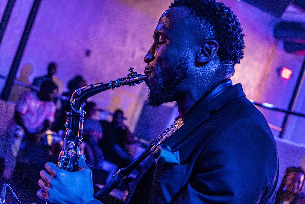 _treydaniels's tweet photo. Passion can get a little π§ sometimes... #GrownVibesOnly #putthekidstoBED #TDTime #saxafterDark π βοΈ https://t.co/AMUjVWmo7K