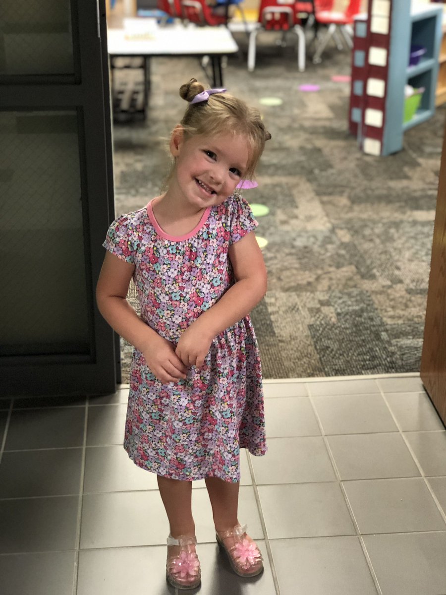 MrsCarriker's tweet photo. Harper Grace is so excited for preschool!  She got to meet her teacher tonight at open house! #CardinalPride https://t.co/OFeJEyYnQE