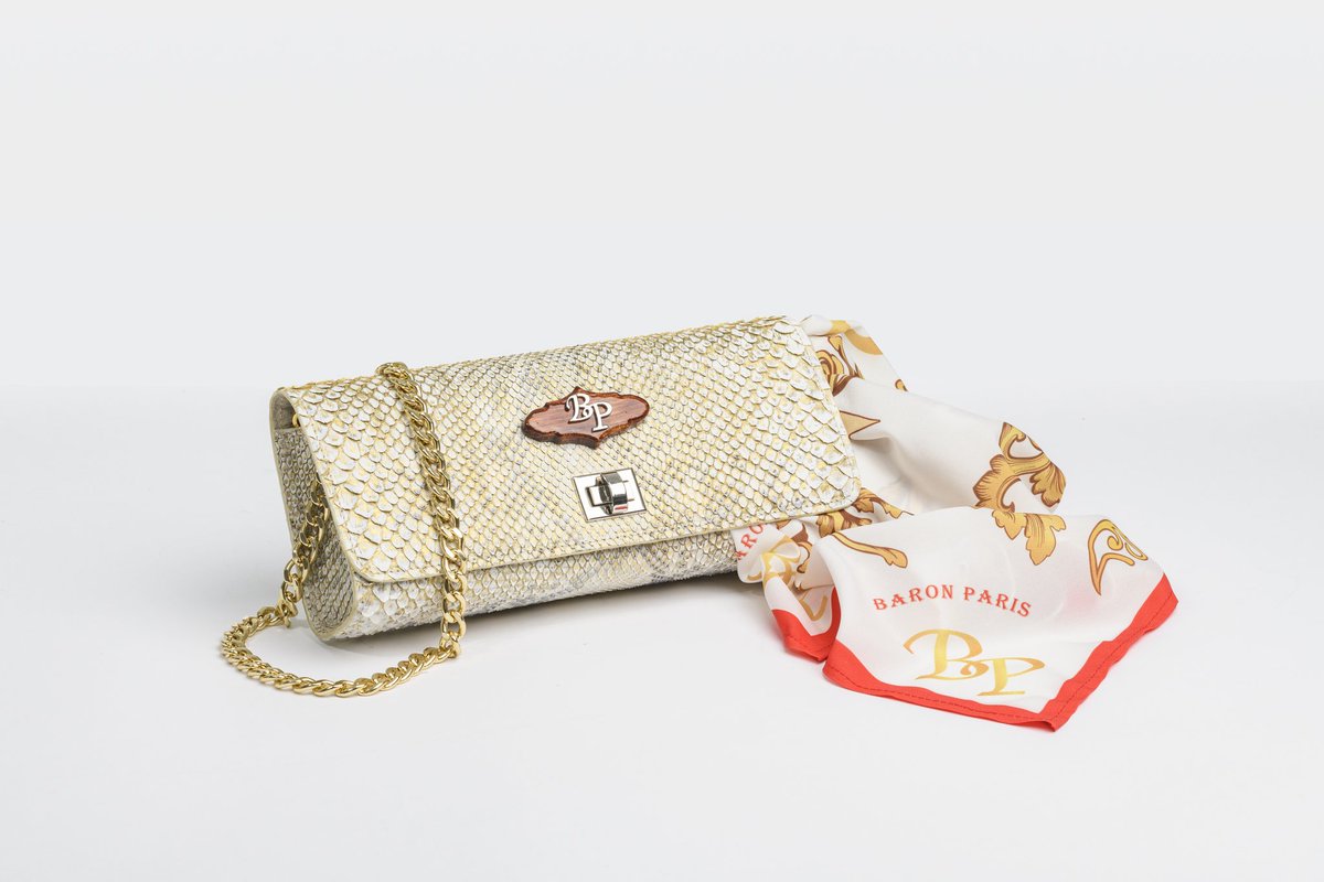 BaronParisWW's tweet photo. Feast your eyes on our #EXCLUSIVE #Clutch Collection! Only 100 of each design will be made worldwide!

50% of sales goes to @ladypeace4kids to fight crimes against children, and #EndHumanTrafficking

#Leather #Exclusive #HauteCouture #Luxury #Designer #Fashion #LuxuryBag #handbag https://t.co/jyxdxx5M2N