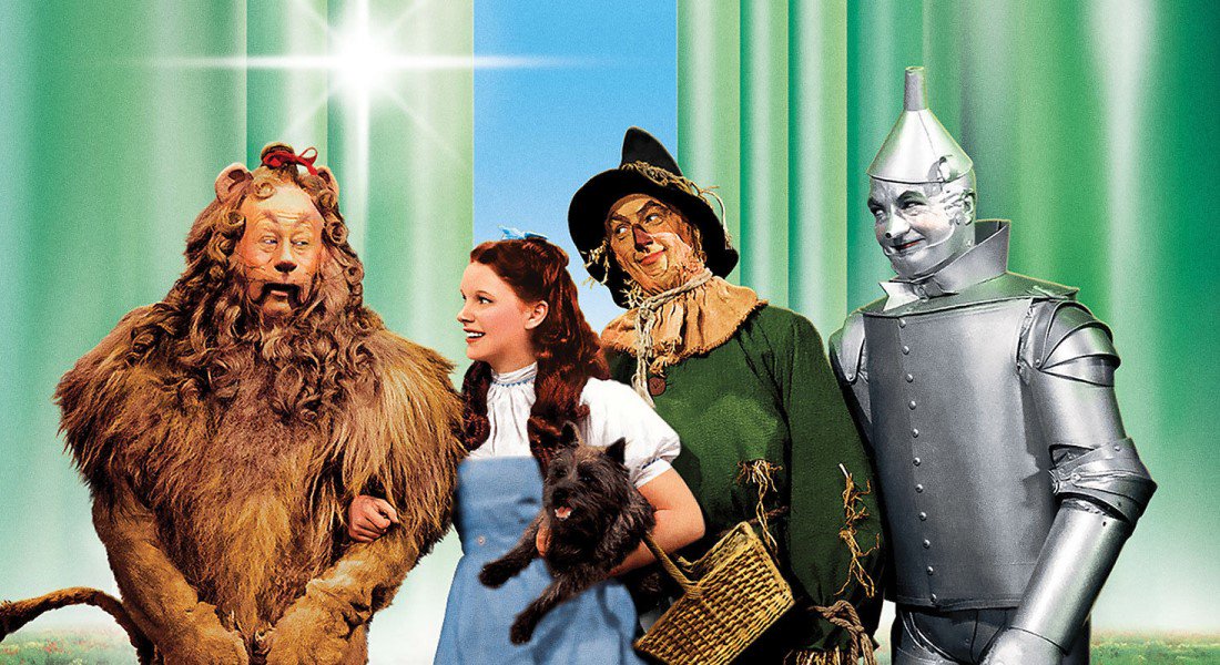 SipseBits's tweet photo. Google se une a la celebración del 80 #aniversario del estreno de la #película 'El Mago de Oz' 🧙‍♂🤩👀
https://t.co/CxsvSEPwyq https://t.co/0Y0isF46qs