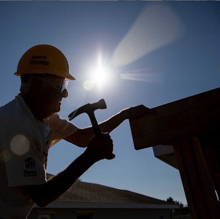 rebuildwinectry's tweet photo. “Volunteers do not necessarily have the time; they just have the heart.” - Elizabeth Andrew
📷: @habitatsoco 
#WEstandwithCA #rebuildwinecountry #winecountrystrong #winecountry #habitatforhumanity https://t.co/UEaOwtCDi1
