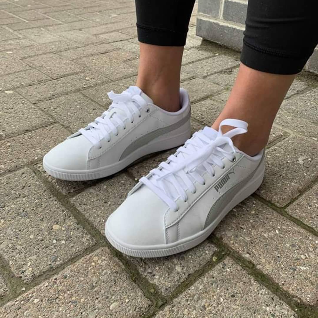 puma vikky v2 white