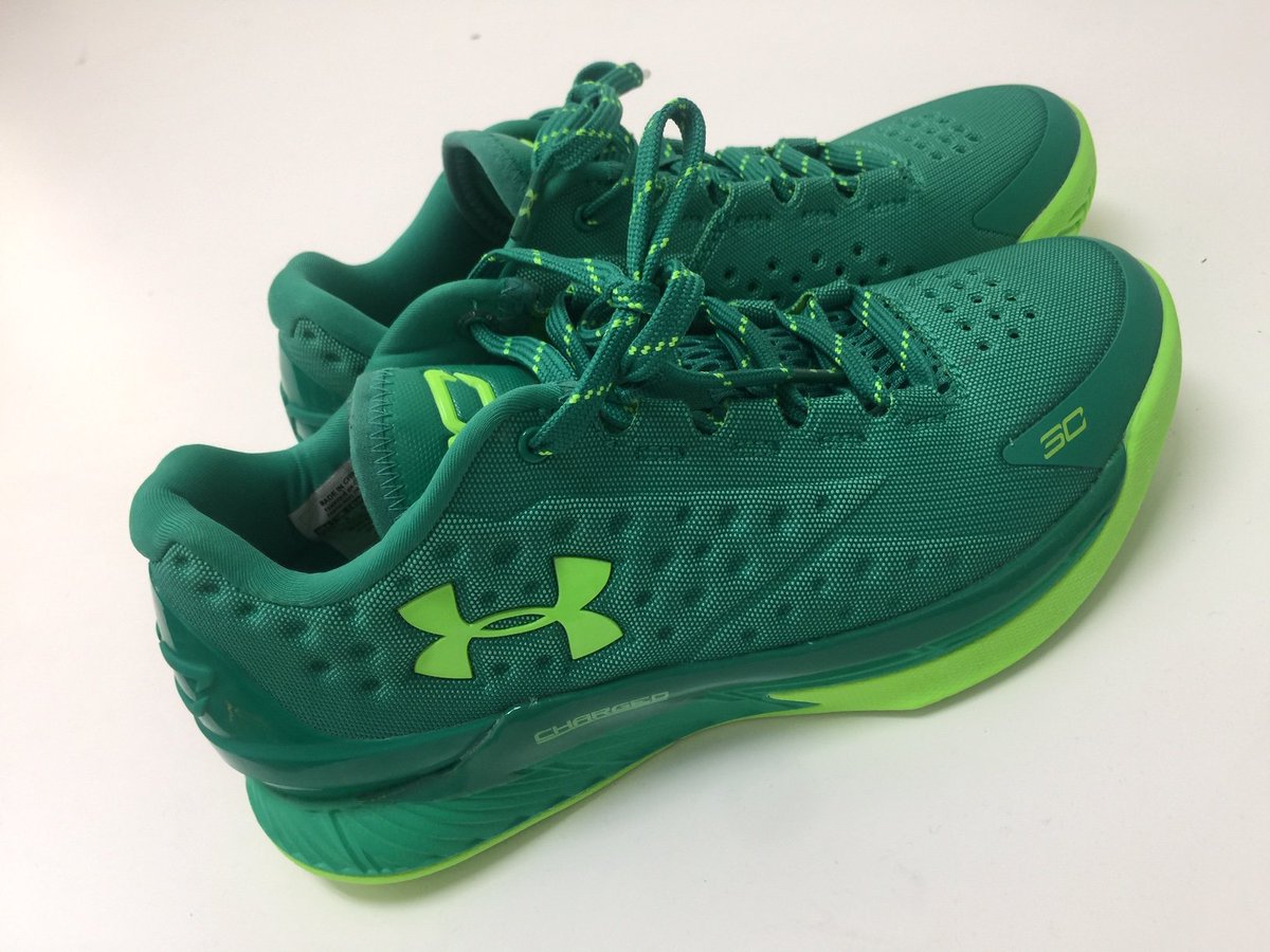 Under Armour Basketball Shoes Low Cut - almoire