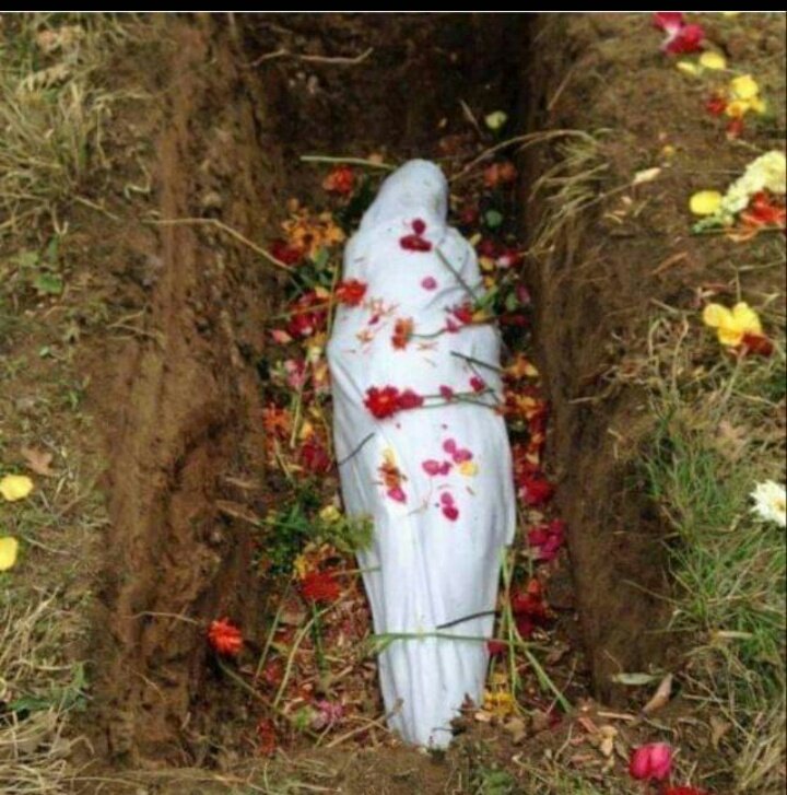 QuranPAK's tweet photo. Na Kaffan yad hai na Daffan Yad hai Haqiqat jan k Bhi insan anjan hai https://t.co/maiwH8X2c7