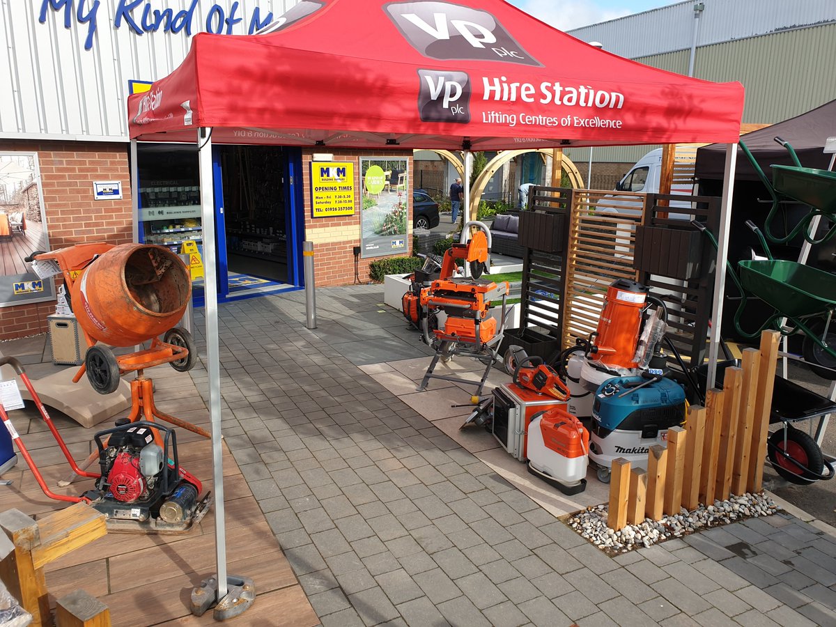 BrandonHireStat's tweet image. Our team was at @mkmbs Lemington Spa last week to offer support and showcase some of our latest equipment, including the latest dust extraction units. #dustcontrol #dustsuppression #sectorsupport #dust #toolhire #equipmenthire