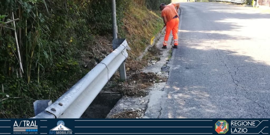 astralmobilita's tweet photo. ⛔🚧 #SP34 #Turanense

Continuano i lavori a cura di #Astral Spa sul viadotto del #LagoDelTurano

PRESTARE ATTENZIONE

@Emergenza24 @WazeLazio @Meta_Magazine
#viabiliLAZ https://t.co/SdnNQzYdjR