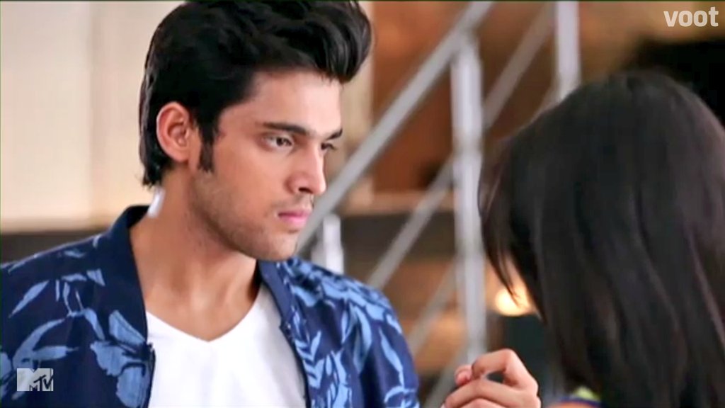 a1syahabdul's tweet photo. (1) #MaNan: He melted. He melted when she told him she'll sealed the secret to herself. He then realised what he had done to her. The scar from his tight grip made him realised she might be in pain. He knew it was wrong. He was guilty. 

#KYYS4OnVootWithPaNiAsMaNan https://t.co/Rk79pXiC4z