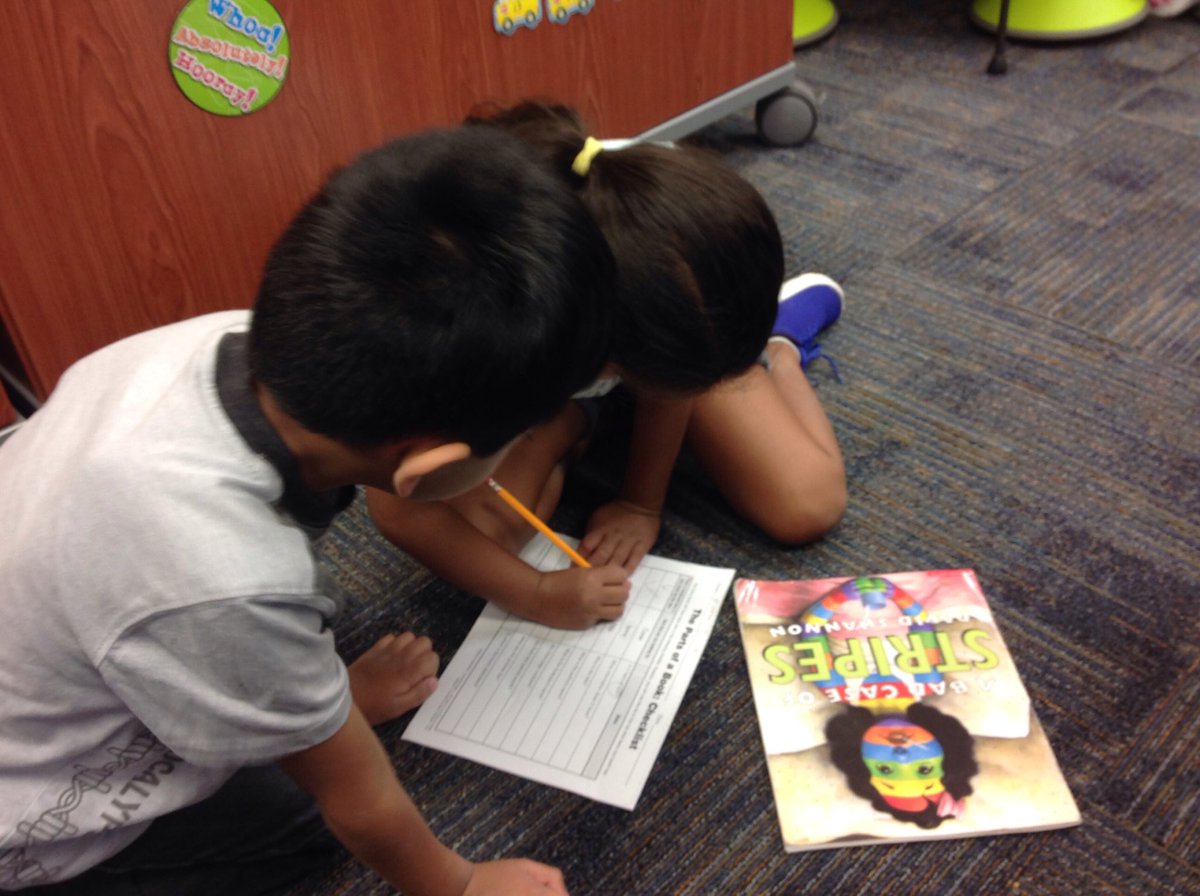 1MBrookForest's tweet photo. 1M is on a scavenger hunt looking for ALL the parts of a book! https://t.co/T0cZTlJa9w