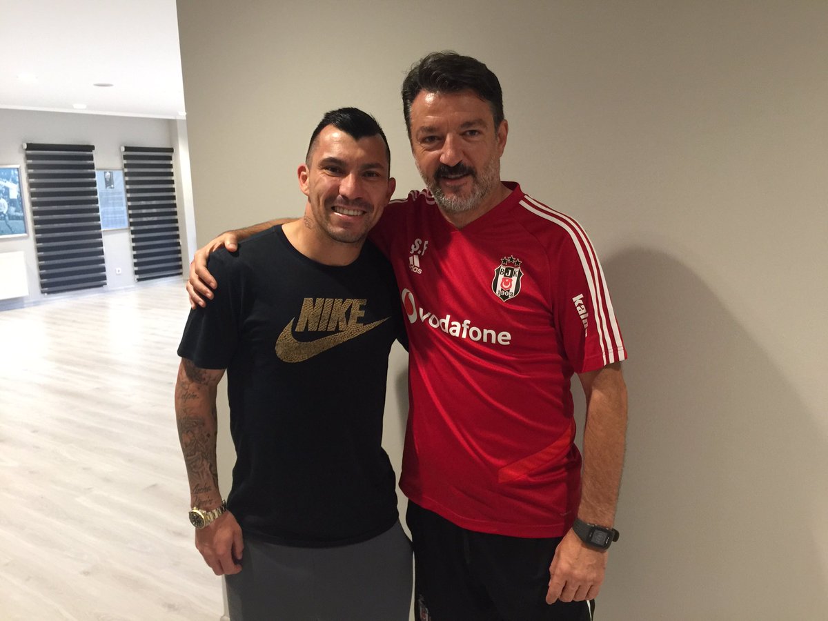 senolfidan66's tweet photo. Yolun açık olsun 🦅@MedelPitbull Gracias por todo. https://t.co/dnYiaFvmEW