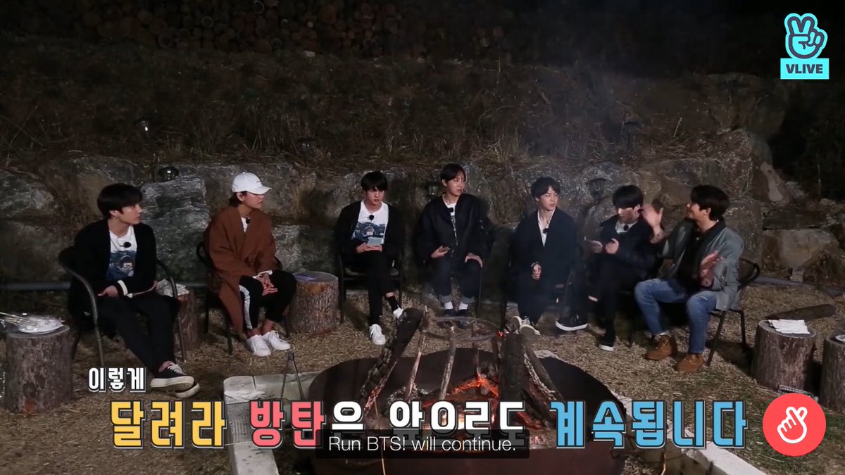 NEOENUOA's tweet photo. No Run BTS today.

I already felt it last week when they said that

“Run BTS! will continue”

I still remember the feeling when they said this on Episode 56. It’s like a farewell. 😭But it’s okay. I’m okay! @BTS_twt I’m just overreacting
#RunBTSEp56         VS         #RunBTSEp85 https://t.co/vGcj3WgpSb