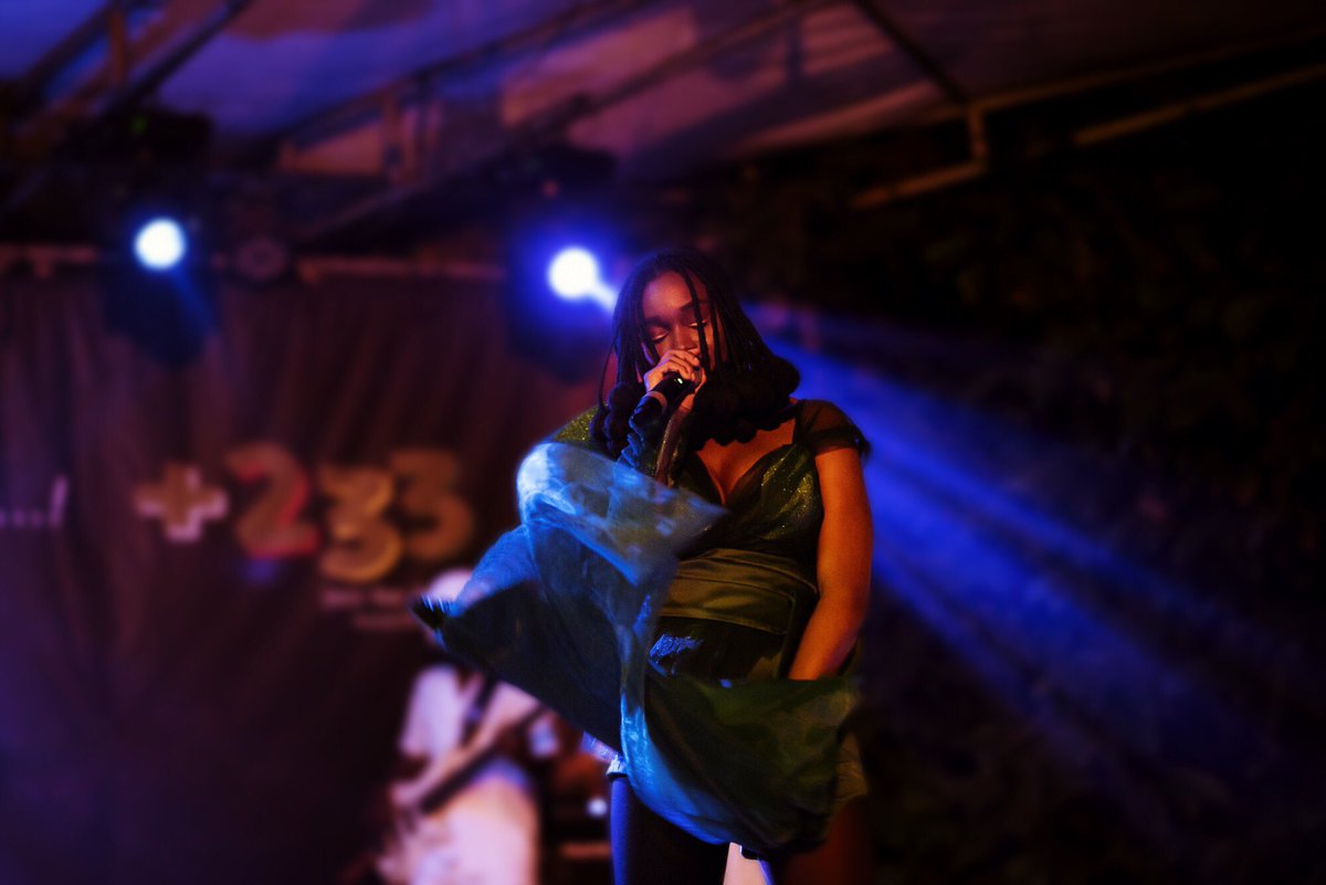falanamusic's tweet photo. Accra was a dream! So grateful I got to share the stage with the beautiful @efya_nokturnal and the beast that is @kwame__yeboah! A full house under the moon! Thank you Accra for a magical night ✨ Literally on the plane heading to Kigali for the first time! Can’t wait 🇷🇼 🇷🇼🇷🇼 https://t.co/syCBjsNqfz