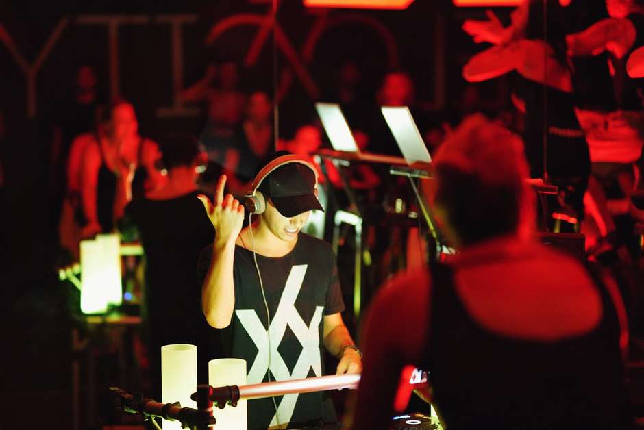 Pontifexx lança EP em aula de academia: "Novos desafios"—
bit.ly/2U9Qmg8. #TerraMusica