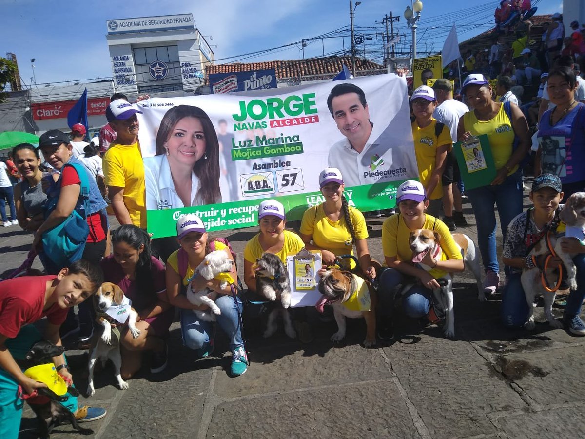 LuzAsamblea's tweet photo. En la caninaton con nuestros amigos peluditos, apoyando el centro de bienestar animal en Piedecuesta #Unaluzparasantander #Jorgenavasgranados #ADA57 https://t.co/pVv00Ed1s8