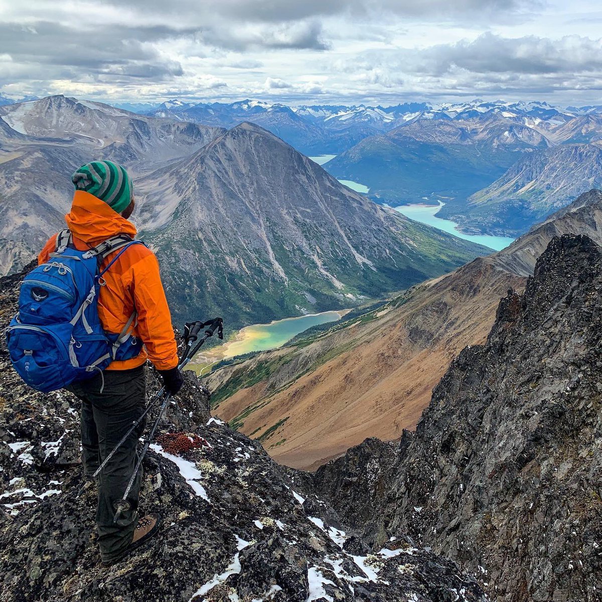 Looking down at the Chilkoot Trail, with Bennett and Lindeman lakes below, from a perch near Paddy Peak.  Such an immensely beautiful landscape.  <a href="/ParksCanYukon/">Parks Canada, Yukon</a>

#chilkoottrail #yukonhiking #exploreyukon #cometomyyukon #travelyukon