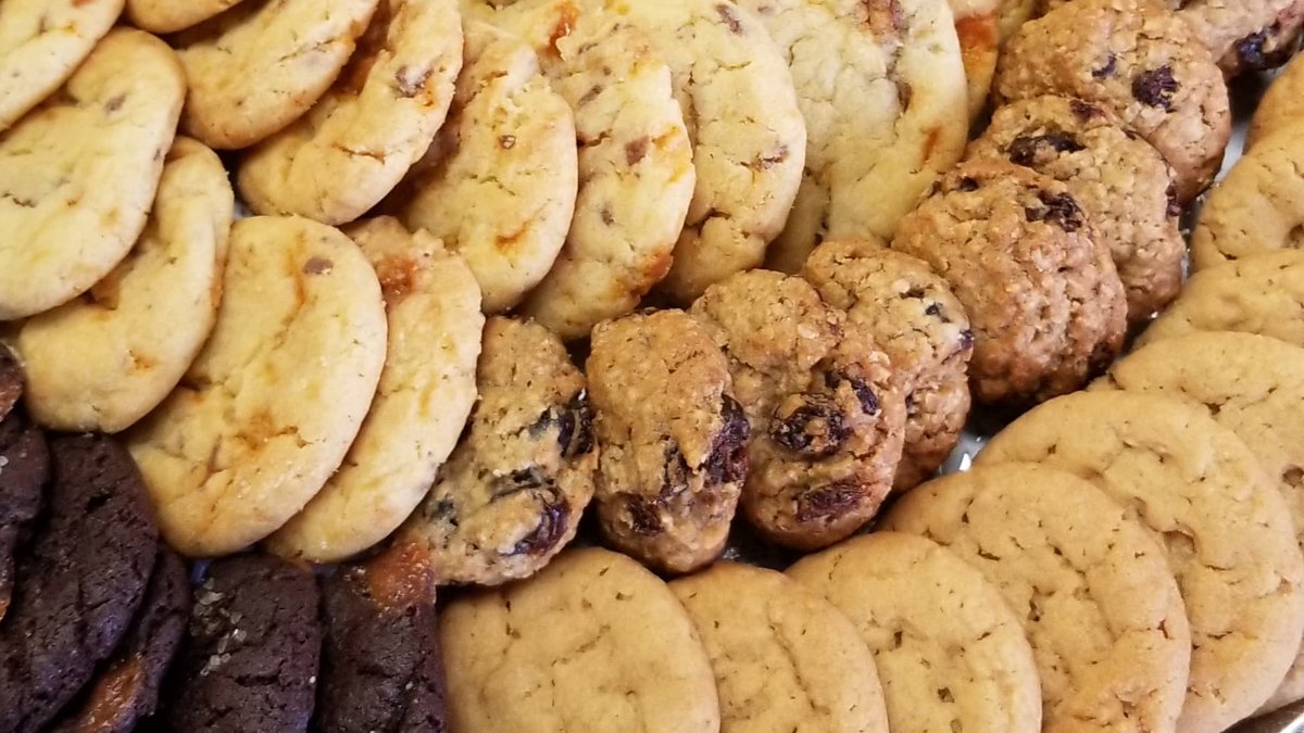 SDCakery's tweet photo. See you at the @pittstate community fair starting at 11 am!  We are bringing cookies!  #oagaag #cookies #bakedinkansas https://t.co/ER9K9yILyV