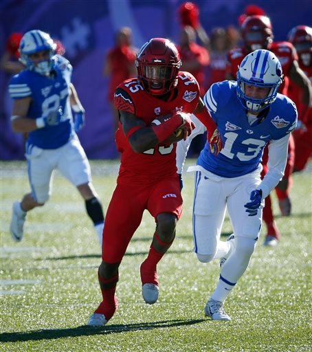 UtahMan1850's tweet photo. #Roadto62
Win #58 - 12/19/2015 - In the first postseason meeting between the schools, Tevin Carter and Domo Hatfield each had pick-6s as the Ute defense forced 5TOs and Joe Williams ran for 3 TDs as Utah beat BYUWHL8STUATTATS61344 35-28 in Bronco Mendenhall's last game as coach https://t.co/iiMfT8t7Y0