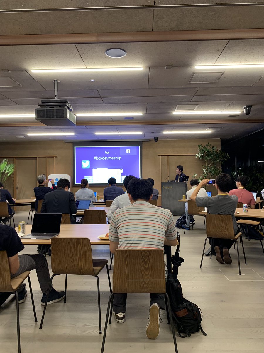 masao94's tweet photo. #boxdevmeetup 始まりました https://t.co/ji5aQAVN1I