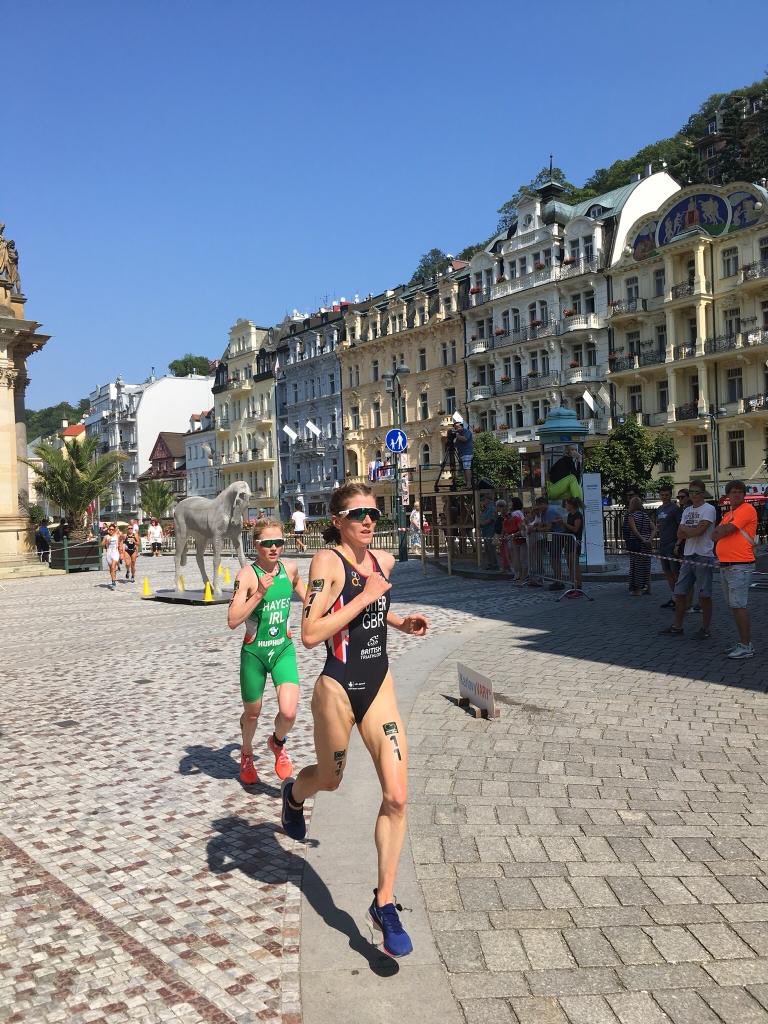 Carolyn Hayes tweet media