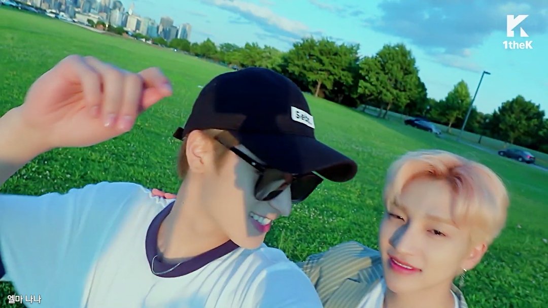WonwooJuyeon's tweet photo. 귀엽고 청량하고 다했다! #더보이즈 D.D.D 셀프캠 뮤직비디오 in NY 🇺🇸🗽
자유의 여신상도 덥즈 귀여워서 두손 다 들었대.. 🙌
https://t.co/ddmb6RyWx7
#THEBOYZ #DDD #SelfMV #DreamLike #Sangyeon #Juyeon https://t.co/vbwJLzJmvv