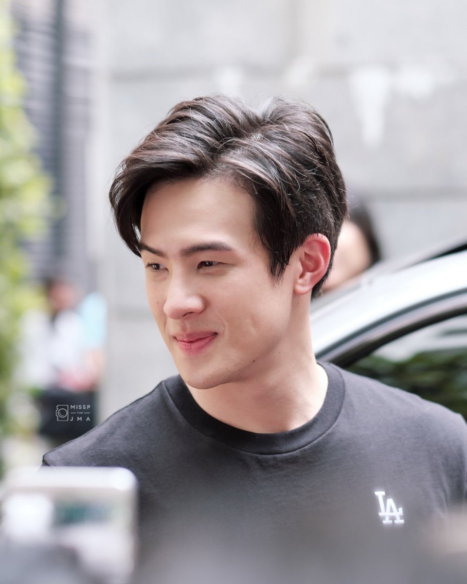 misspforjma's tweet photo. 190827 Press Conference - Give Green CBD: Synergy Power 2019

อะตัดจบมาที่ภาพส่งน้องขึ้นรถกลับเลยละกัน​ 555​ วันนี้ชุดหล่อมากแม่​ 😍 

#jamesma
#james_jamesma
#เจมส์มาร์
#GiveGreenCBD
#EmpireTowerWeRun
#RunOneCup https://t.co/4t0AvsDhvE