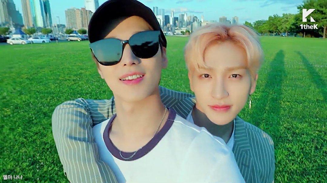 WonwooJuyeon's tweet photo. 귀엽고 청량하고 다했다! #더보이즈 D.D.D 셀프캠 뮤직비디오 in NY 🇺🇸🗽
자유의 여신상도 덥즈 귀여워서 두손 다 들었대.. 🙌
https://t.co/ddmb6RyWx7
#THEBOYZ #DDD #SelfMV #DreamLike #Sangyeon #Juyeon https://t.co/zUYsGTnNjU