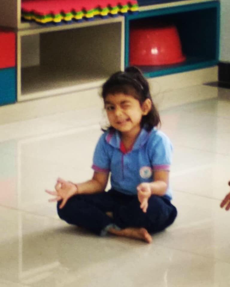 LaisSion's tweet photo. We would like to believe that they all closed their eyes when we asked them to;) See how naughty our little ones are!
.
#curiousminds #classroomfun #sportsclass https://t.co/16fA7ppfcG