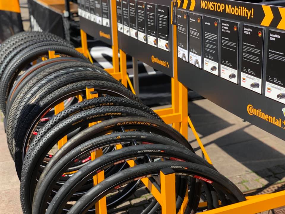 ContiTyres's tweet photo. Choose your weapon!

Which Continental tyre are you riding on right now?

#GetTheGrip https://t.co/9tHl0YNQas