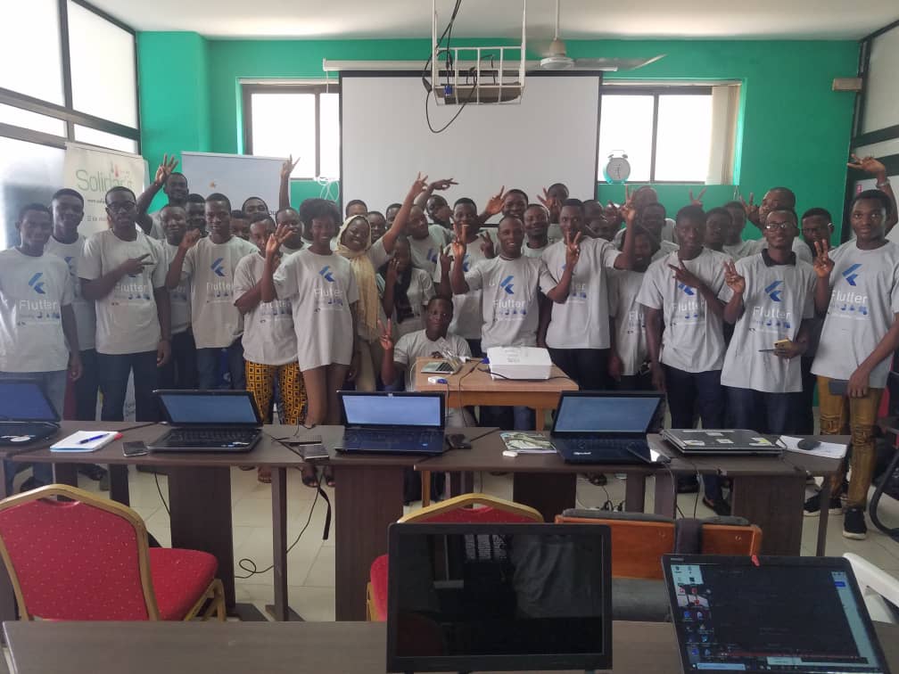SOLIDAR'IT Tech Hub (@solidarithub) on Twitter photo Le rendez-vous du #Flutter s'est belle et bien déroulé le samedi 24 à <a href="/Sollidar/">Dadinirt Ronacin Sollidar</a>'iT. Pour ceux qui ne connaissent pas #Flutter, Flutter est un Framework de développement d'applications native iOS et Android de très haute qualité.
#Flutte #GDG_Abomey_Calavi #Merci #participants Le rendez-vous du #Flutter s'est belle et bien déroulé le samedi 24 à <a href="/Sollidar/">Dadinirt Ronacin Sollidar</a>'iT. Pour ceux qui ne connaissent pas #Flutter, Flutter est un Framework de développement d'applications native iOS et Android de très haute qualité.
#Flutte #GDG_Abomey_Calavi #Merci #participants