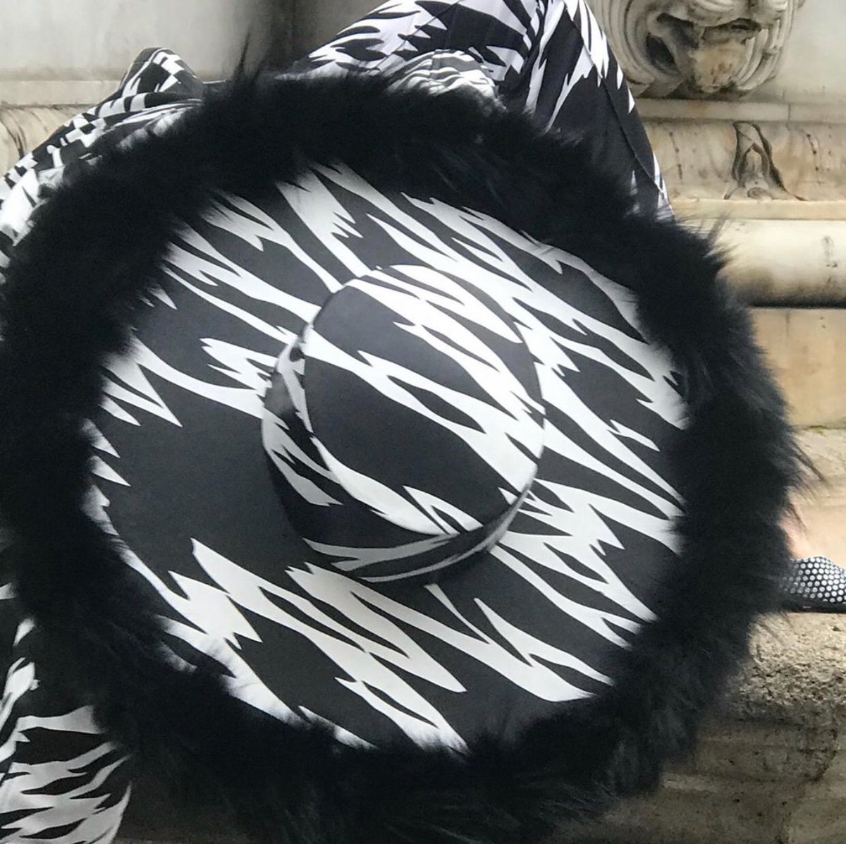 BritishFur's tweet image. #repost @sakspotts 🖤 What a fur look! Collection 11 bringing the best 🙌🏻💫🧿 @kopenhagenfur #sakspotts #zebrapattern #furforever