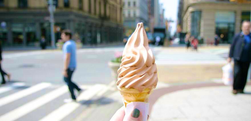 letmeaut's tweet image. Can #ASD people have more #autonomy? We believe they can. This is how #LetMeAut is born. Through our app, autistic people can follow personalized indications to reach a place autonomously. Getting an ice cream has never been so exciting.