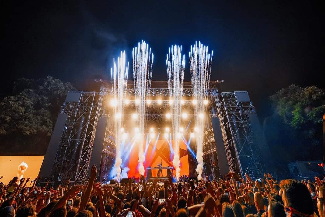 EffectsMagic's tweet image. Desicions as I go... @LFrequencies @ExitFestival 2019

📷: Marko Obradovic Edge

#lostfrequencies #EXIT #pyro #firework #stage #specialeffects