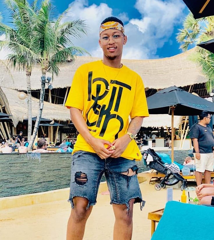 Butan_Official's tweet photo. We're always in awe of who we have in our corner, showing love and supporting the brand. This is for you πβ€οΈ #ButanFamAppreciation
#HeedTheCall #ItsNotAgarmentItsApieceOfArt #ButanConnections #ConnectionsRange #SouthAfricaStreetwear #AfricanStreetwear https://t.co/LXgNMSJDxw