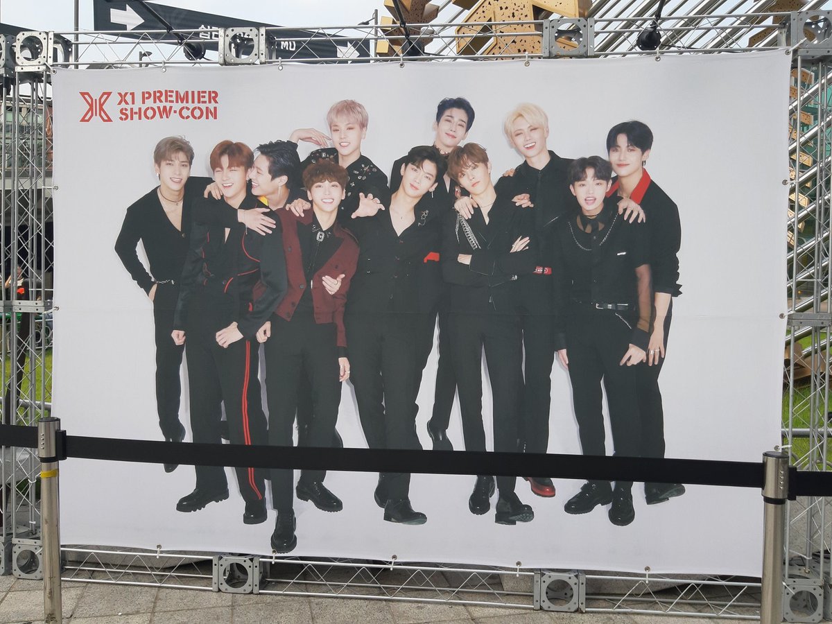 kpopconph's tweet photo. X1 will have their debut showcon in a bit! One of our staff, Joycie, is now in Gocheok Sky Dome to watch the showcon. Here are some photos outside the venue:
#PKCI_TRAVELS #kpopconph #PKCI #X1_Debut #X1_FLAΟH https://t.co/bx7btvfXou
