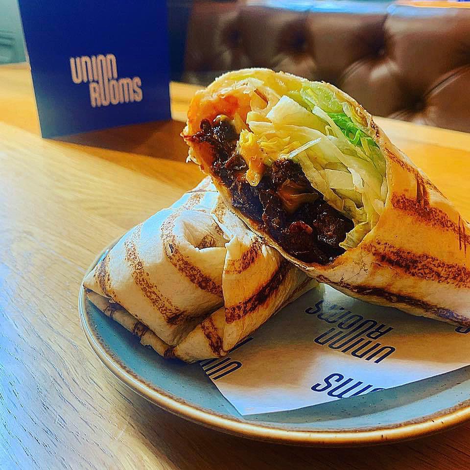 POWER LUNCH 👅 

Monday to Friday 🍔 12pm until 5pm 🌯 Eat in  🍴 Take away

#unionroomsne #unionrooms #lunch #lunchtime #sun #sunshine #lunchinthesun #powerlunch #foodies