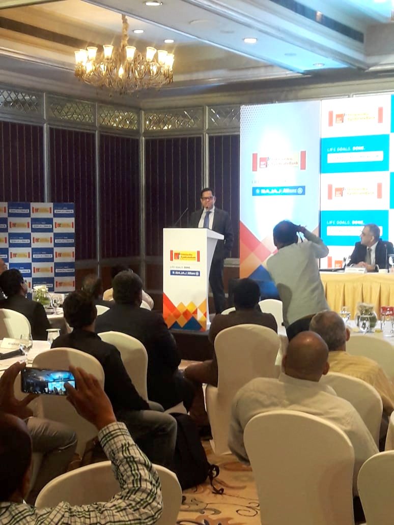 syndicatebank's tweet photo. Syndicate Bank, Trusted Bank of the country join hands with Bajaj Allianz to bring Best Investment Solutions to our customers. Our honourable MD &amp; CEO @mmahapatra emphasized that 5 trillion economy is possible with such partnership

#ServingWithASmile
#SyndicateBank
#BajajAllianz https://t.co/LK0YLrgwKh