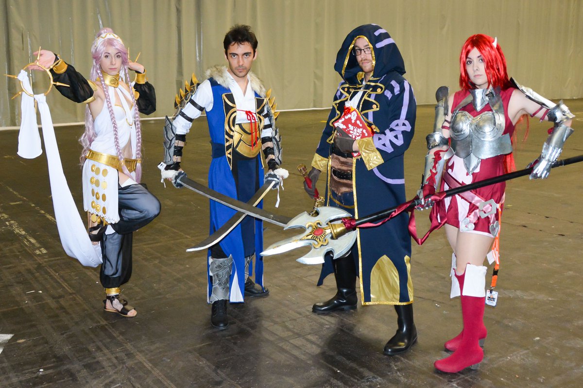 euskalencounter's tweet photo. ¡Cosplayers, hoy es vuestro día! 🥳

¡Feliz #Diainternacionaldelcosplay a tod@s l@s artistas y a todos los participantes del Cosplay Contest y el Runway que celebramos en la #EE27! 

Os dejamos con varias de las propuestas de este año 🤩

⬇️⬇️⬇️ https://t.co/4ROdWvCYtB