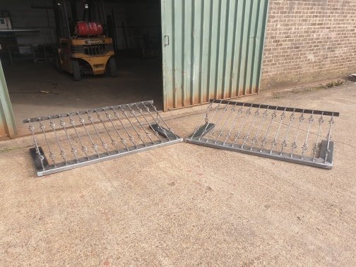 CJTFabrication's tweet photo. Detailed safety railings ready to leave the workshop #railings #rails #safetyrails #safety #welding #workshop #Engineering #Order #ordercomplete https://t.co/9Te7l9QIMJ