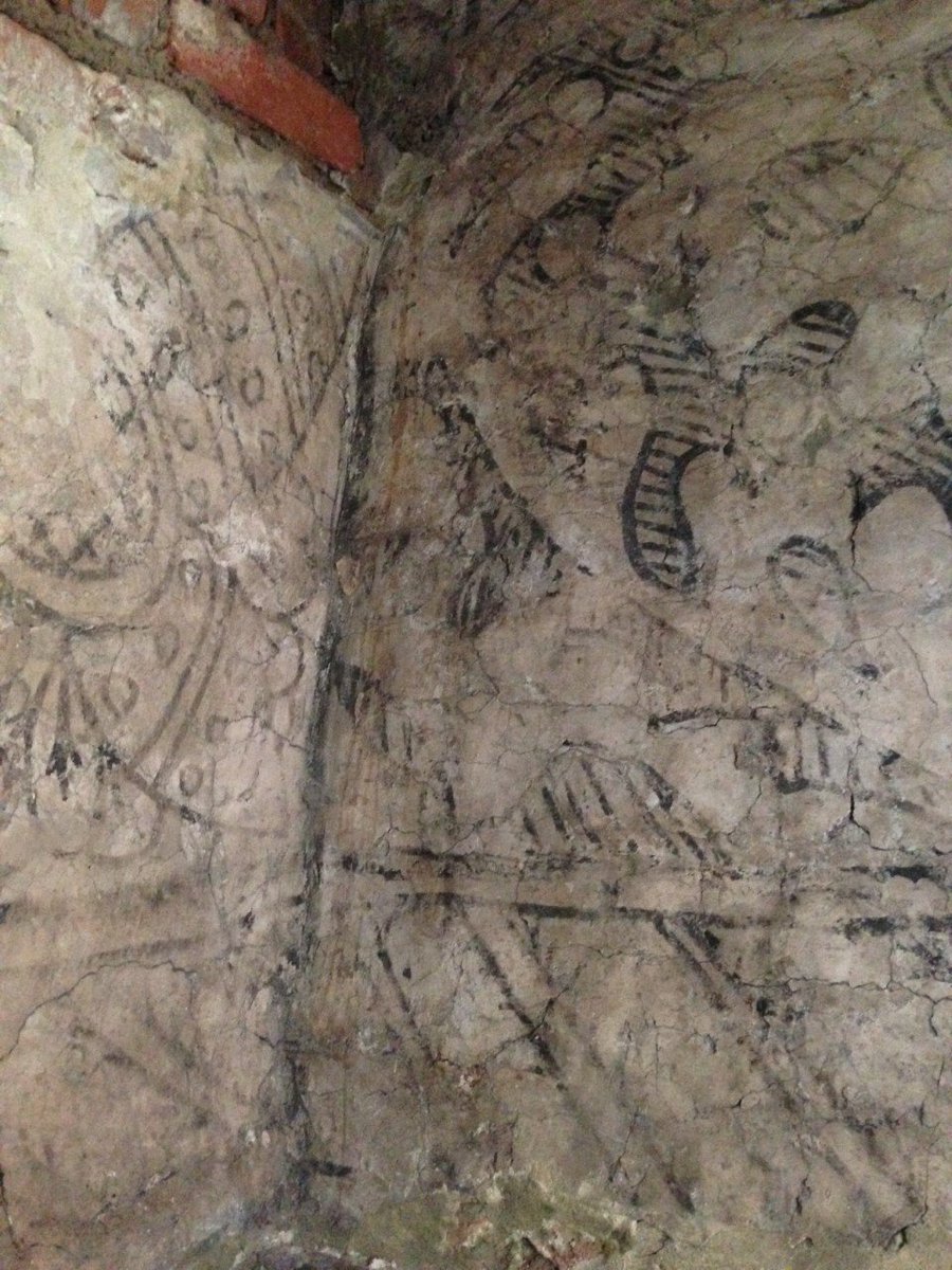 ReptonArchives's tweet image. Great to start the new term viewing the fantastic conservation work done by Alex Carrington ACR on the rare Old Priory wall paintings, which probably date from the earliest years of the School.